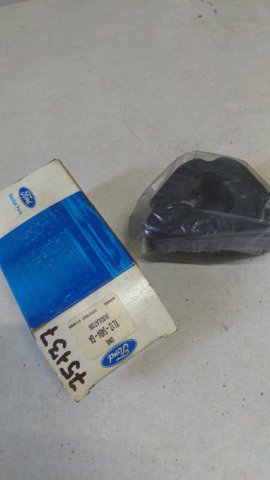XL1Z5484GA FORD Втулка стабилизатора переднего купить в Полтава