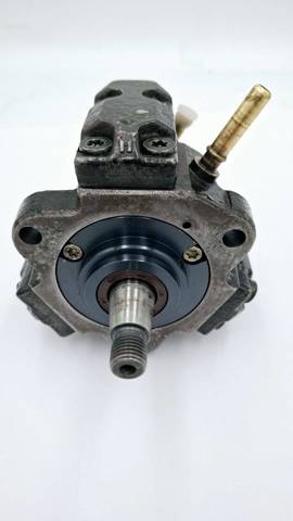 Насос топливный высокого давления 0445010071 BOSCH