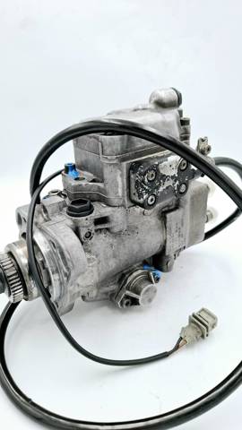 Насос топливный высокого давления 0460415992 BOSCH