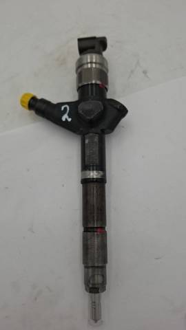 Форсунка дизельная в сборе Ниссан Икс-Трейл