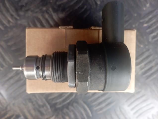 BOSCH 0281006002 Регулятор давления топлива в наличии Николаев