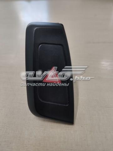 Кнопка включения аварийного сигнала 8K1941509V10 VAG