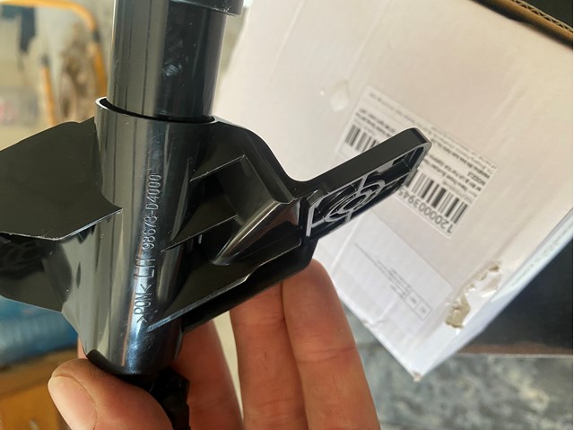 98671D4000 HYUNDAI купить в Полтава
