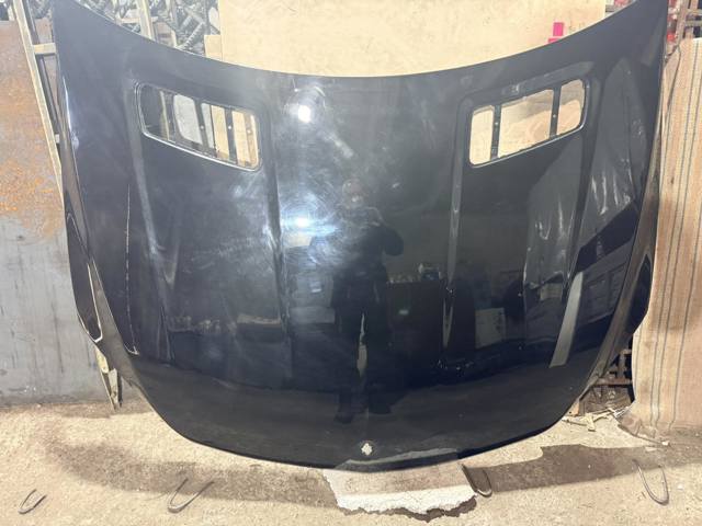 Капот двигателя A1668800057 MERCEDES