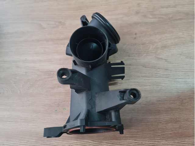 Заслонка воздушная 03C145861F VAG