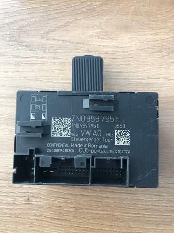 Блок комфорта задней двери 7N0959795E VAG