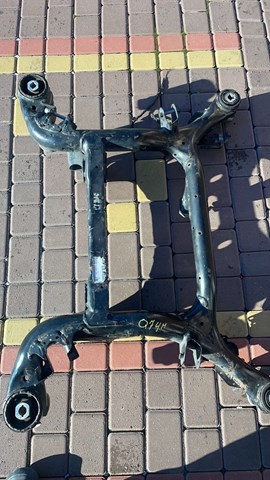 Подвеска задняя 4M0500025 VAG