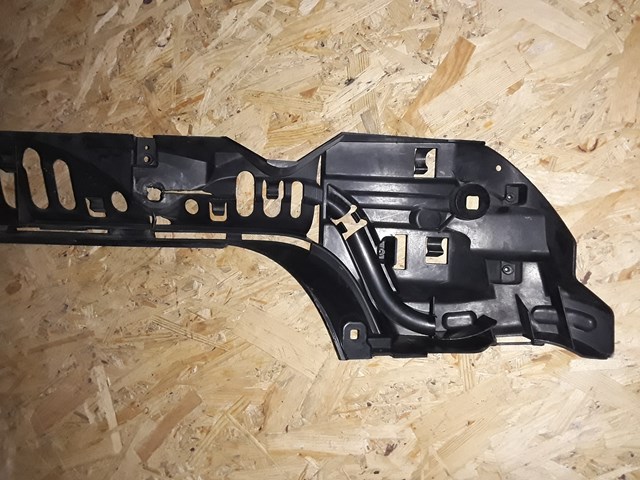 51127183883 BMW Кронштейн бампера заднего центральный купить в Тернополь