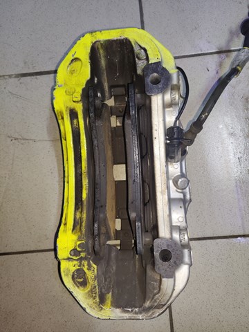 95B615124A PORSCHE Суппорт тормозной передний правый купить в Кривой Рог