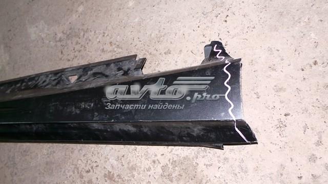 A16669808549999 Накладка (молдинг) порога наружная правая купить Кривой Рог