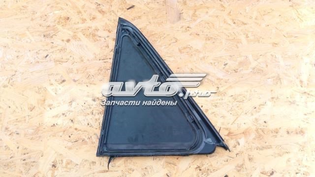 Задняя форточка правая A1667301455 MERCEDES