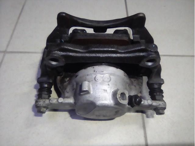 Суппорт тормозной передний левый A2054210381 MERCEDES