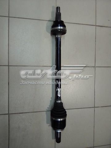 Полуось задняя, правая LR078570 LAND ROVER