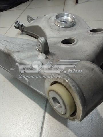 LR098771 Рычаг задней подвески нижний правый купить Ужгород