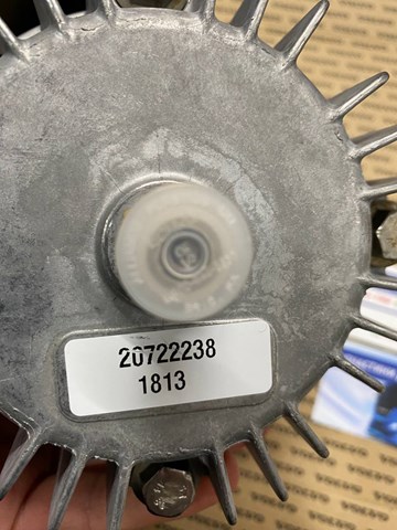 VOLVO 20722238 Цилиндр заслонки глушителя двигателя в наличии Хмельницкий