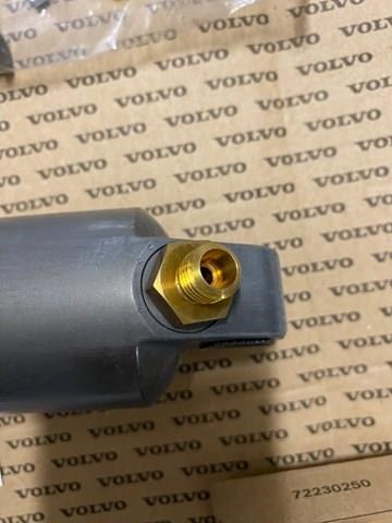 21323151 VOLVO Цилиндр заслонки глушителя двигателя купить в Днепр