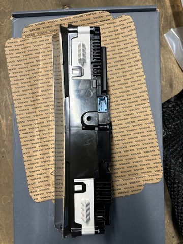 22222030 VOLVO купить в Полтава