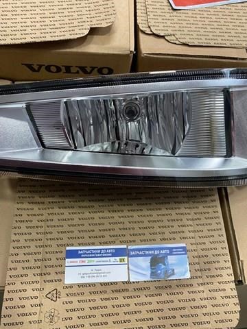 Правая противотуманная фара 22332592 VOLVO