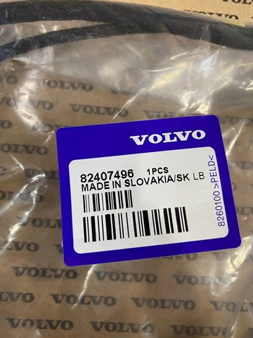VOLVO 82343408 Провод фары в наличии Львов