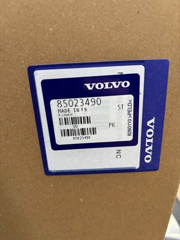 VOLVO 85013425 Помпа водяная (насос) охлаждения в наличии Запорожье