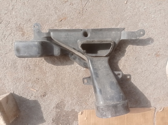 TOYOTA 1775231020 в наличии Днепр