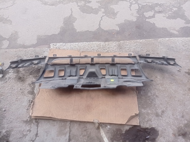 620360001R RENAULT Решетка радиатора купить в Тернополь