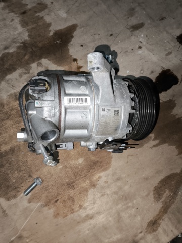 Компрессор кондиционера 73111SJ030 SUBARU
