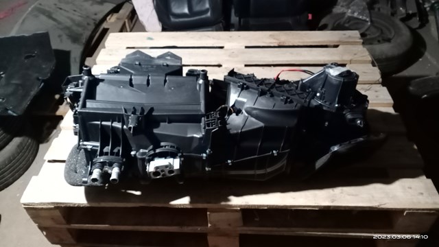 Клапан расширительный 97057362100 PORSCHE
