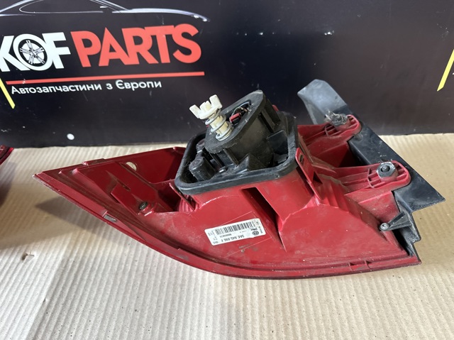 3AE945095F Фонарь задний левый внешний купить Каменское