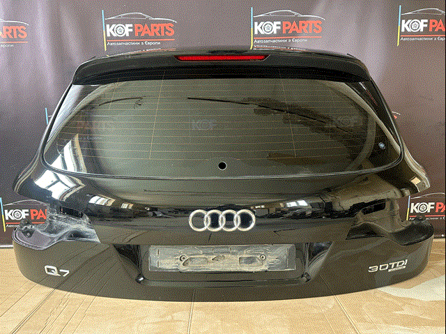 Audi q7 4l кришка багажника кляпа чорна наявність 4L0827023
