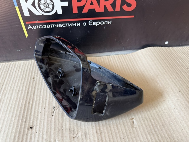 4N1857528BGRU Накладка (крышка) зеркала заднего вида правая купить Харьков