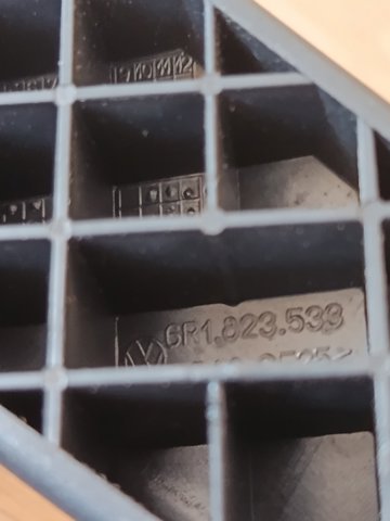 517823633B VAG Кронштейн ручки открывания капота купить в Харьков