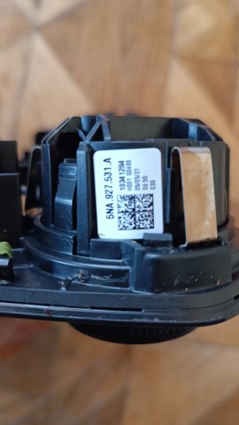 VAG 5NN864263 в наличии Запорожье