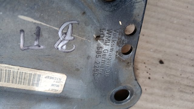 5QF505226C VAG Рычаг (тяга) задней подвески продольный нижний правый купить в Тернополь