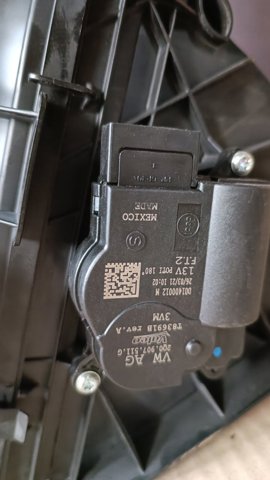 VAG 5QM816005 в наличии Сумы