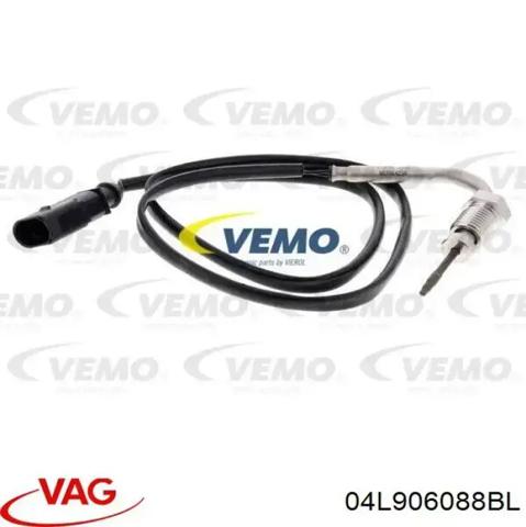 Датчик температуры выхлопных газов  до катализатора 04L906088BL VAG