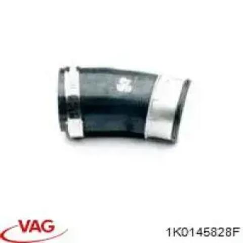 Шланг/патрубок интеркуллера 1K0145828F VAG