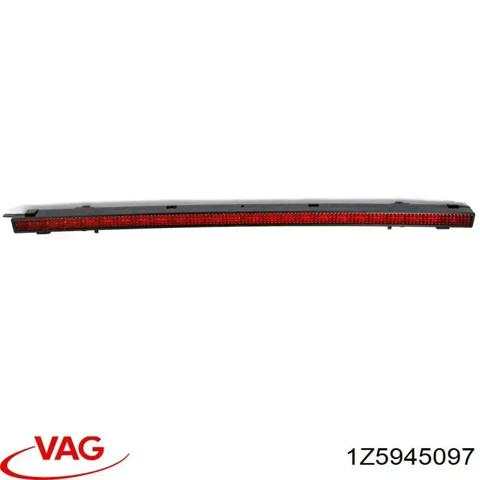 Задние стопы Skoda Octavia 3 A7