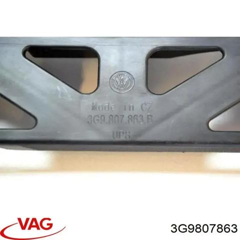 Кронштейн бампера заднего, центральный 3G9807863 VAG