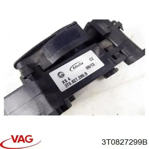 Крепление крышки багажника 3T0827299B VAG