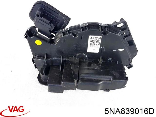 Замок задней правой двери  5NA839016D VAG