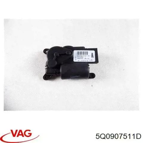 Моторчик заслонки печки 5Q0907511D VAG