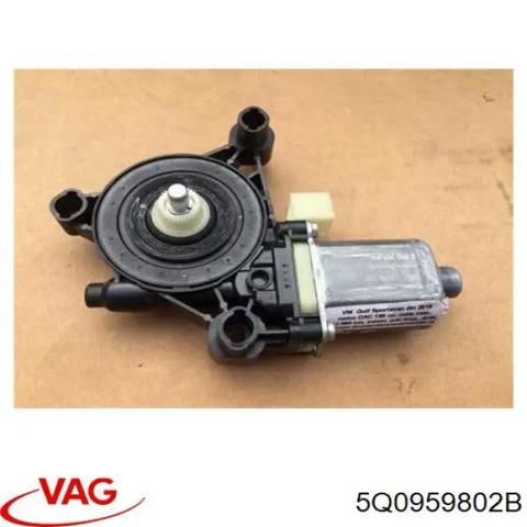 Мотор стеклоподъемника двери передней, правой 5Q0959802B VAG