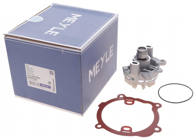 Водяной насос Renault Master 2