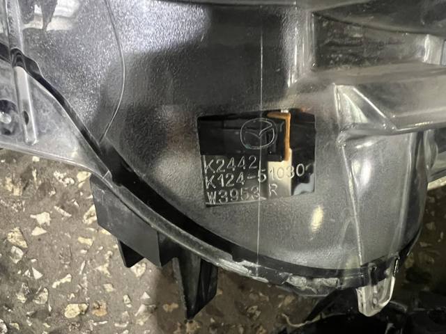 MAZDA K12451040 Фара левая в наличии Винница