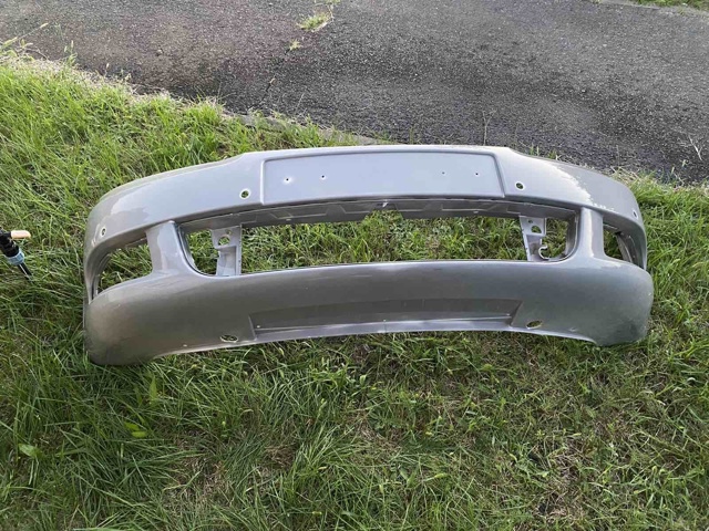 VAG 1Z0807221P Передний бампер в наличии Черновцы