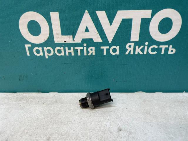 Датчик давления топлива 0281002719 OPEL