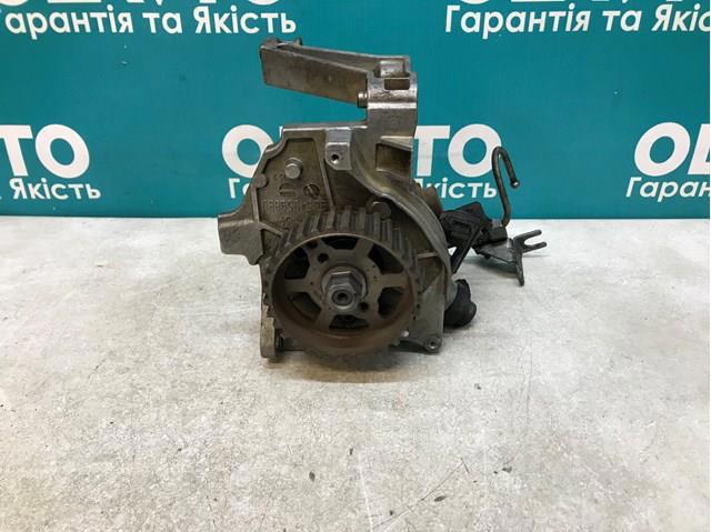 Насос топливный высокого давления (ТНВД) 0445010102 BOSCH