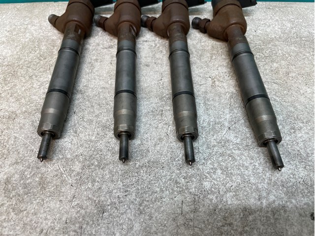 BOSCH 0445110320 Форсунка впрыска топлива в наличии Кривой Рог