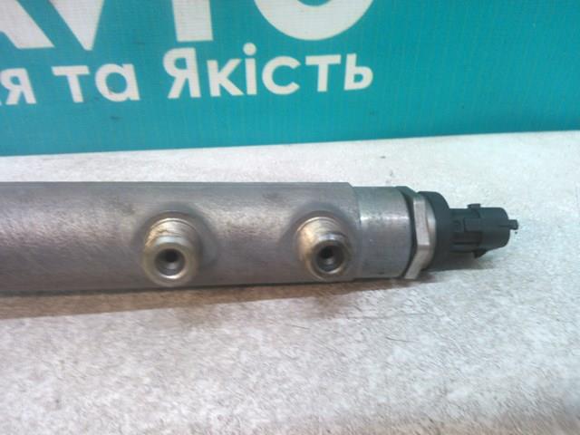 0445214044 Распределитель топлива (рампа) купить Запорожье